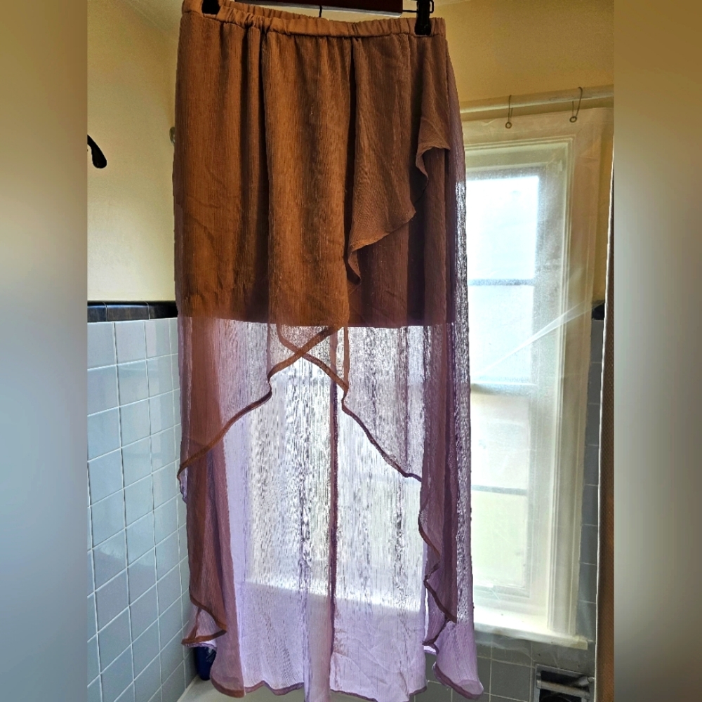 XHILIRATION high low lavendar skirt lined flowing Size LG